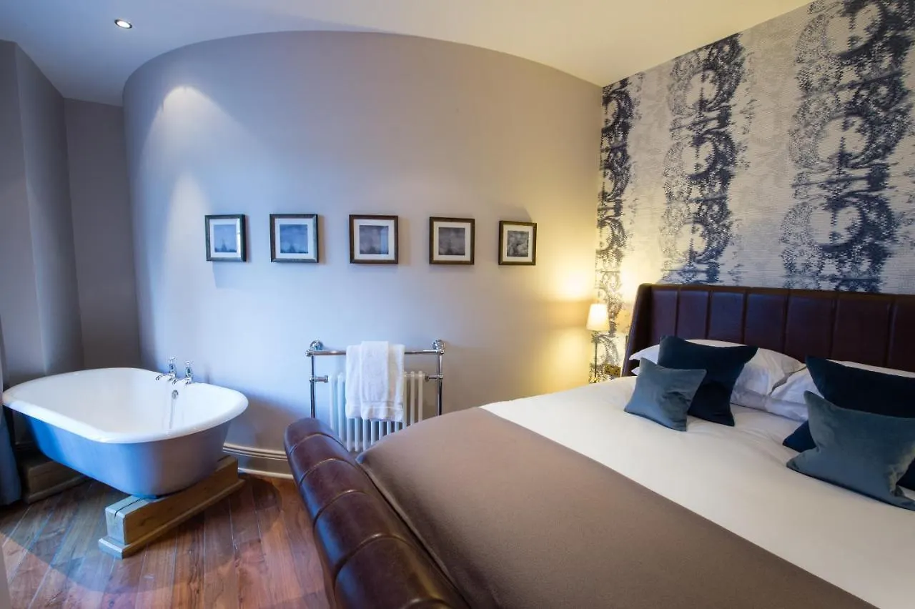 Hotel Du Vin & Bistro Χαρογκέιτ 4*,